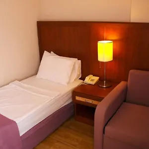 3* Otel Avisos And